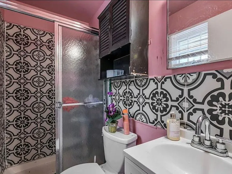 95 Hillside Ave #1 — Photo 11