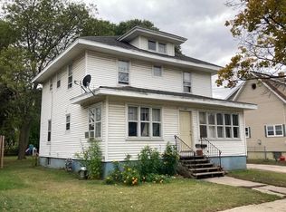 1320 Harvey St, Green Bay, WI 54302