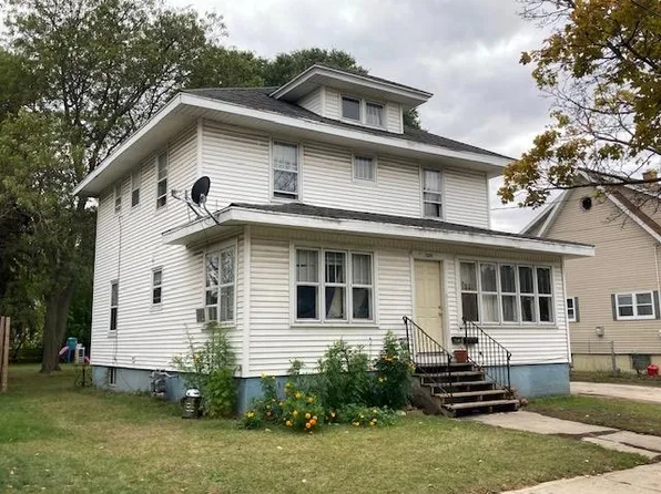 1320 Harvey St, Green Bay, WI 54302