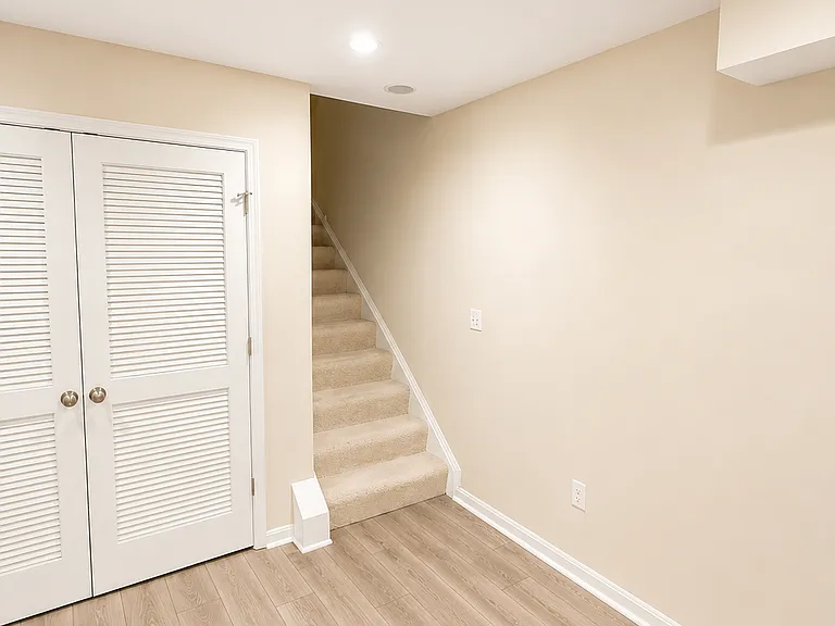 9027 Endicott Pl — Photo 1