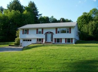 520 Clinton St, Bow, NH 03304
