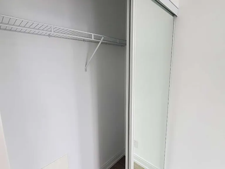181 Dundas St E #607 — Photo 19