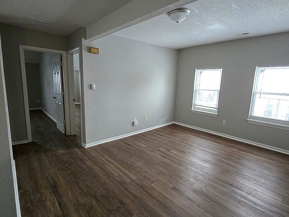 2nd image of 138 Hallock Ave #3LL