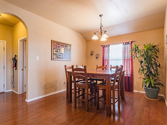 4th image of 2210 Medford Ct