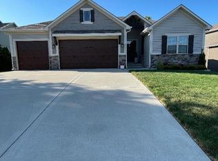 12204 Canna Ct, Peculiar, MO 64078
