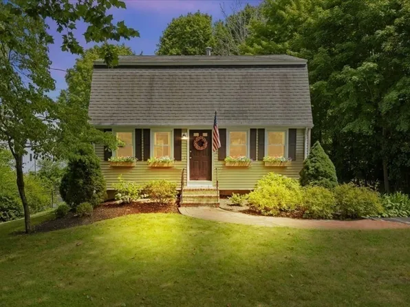 450 Summer St, Bridgewater, MA 02324