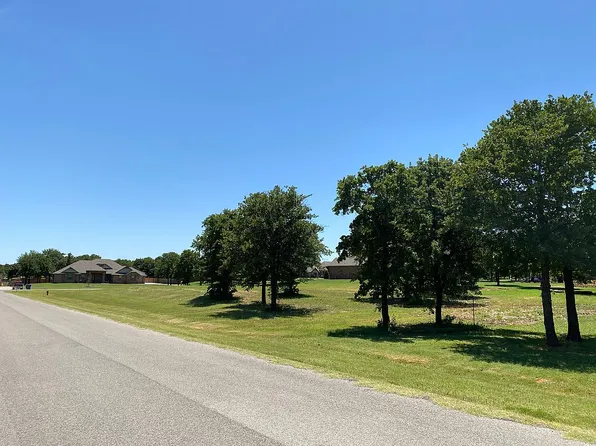 361 Turtle Dove Ct, Blanchard, OK 73010