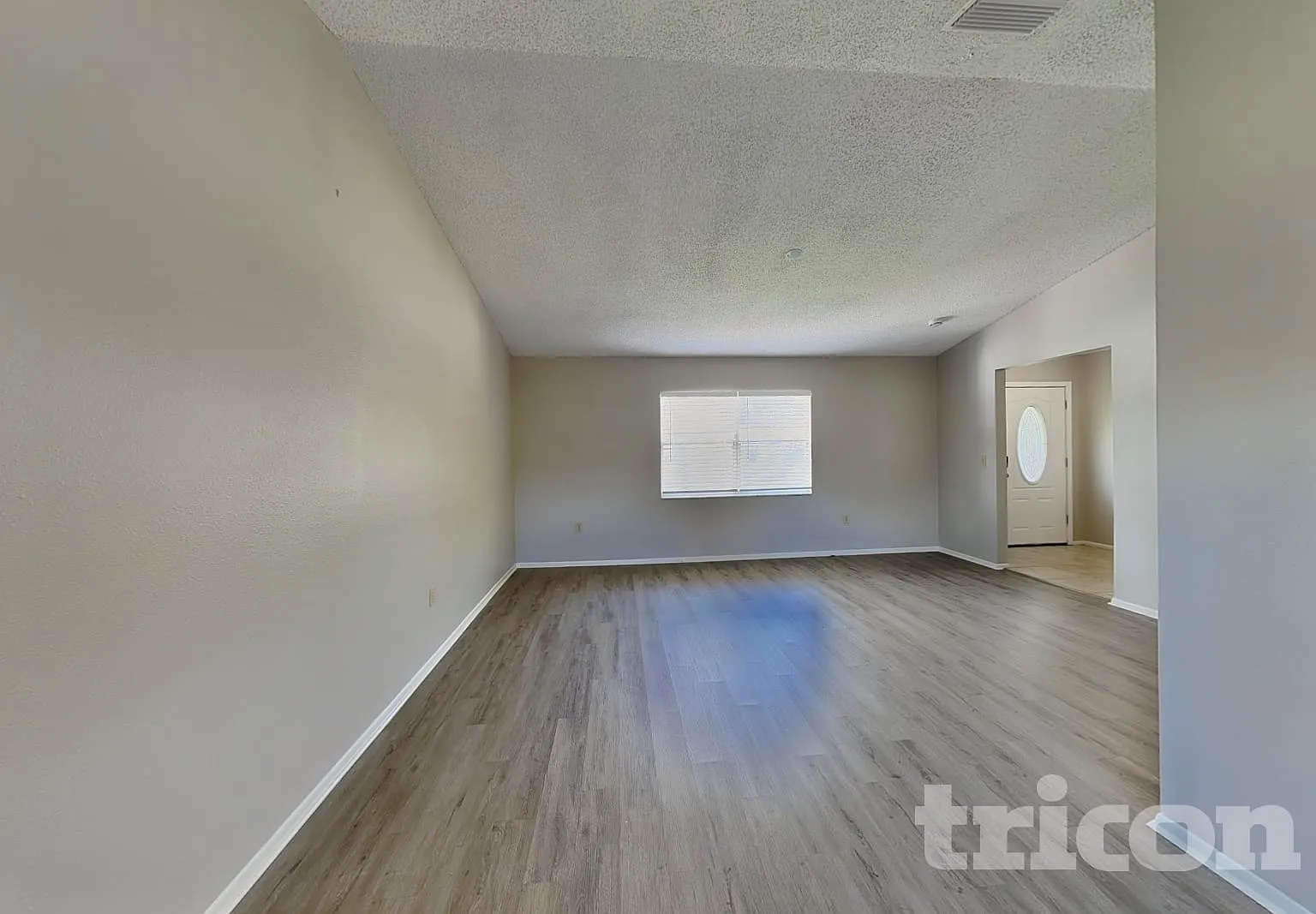 2273 Seward Circle Sarasota FL — Photo 4