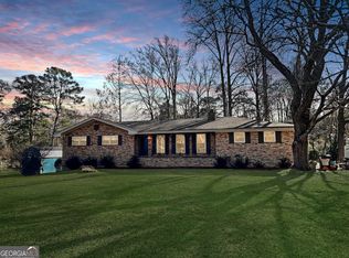 6428 Melrose Dr, Douglasville, GA 30134