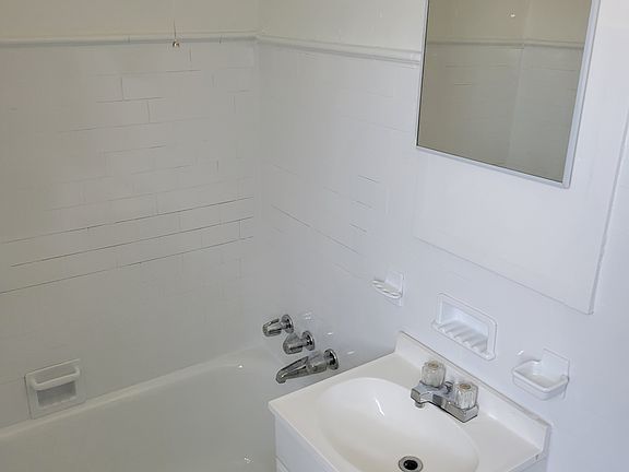 5th image of 11343 S King Dr #43-1E