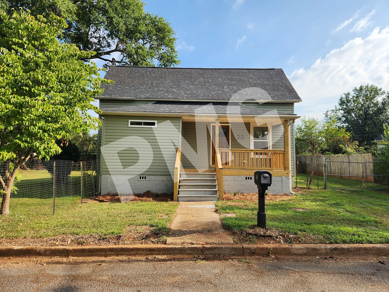 Norwood St, Greenville — Photo 1