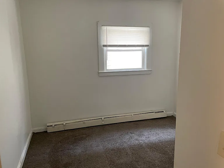 20 Diamond St #1R — Photo 2