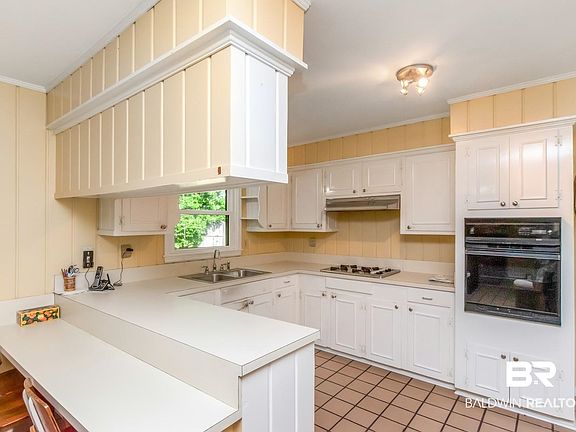 5th image of 1556 Hillandale Dr