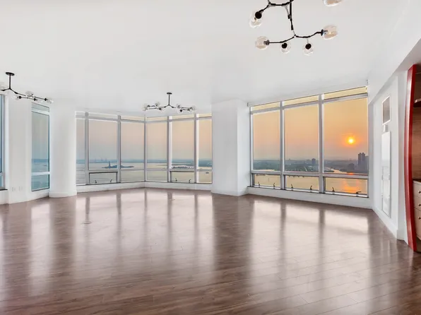 10 Little West Street image 4 of 28