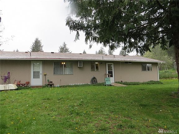 4th image of 90 SE Highland Dr