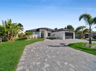 107 SE 16th Place Cpe, Coral, FL 33990
