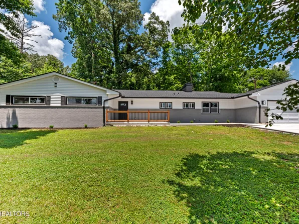 909 Dartmouth Rd, Knoxville, TN 37914