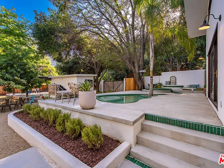 1362 Old Topanga Canyon Rd — Photo 31