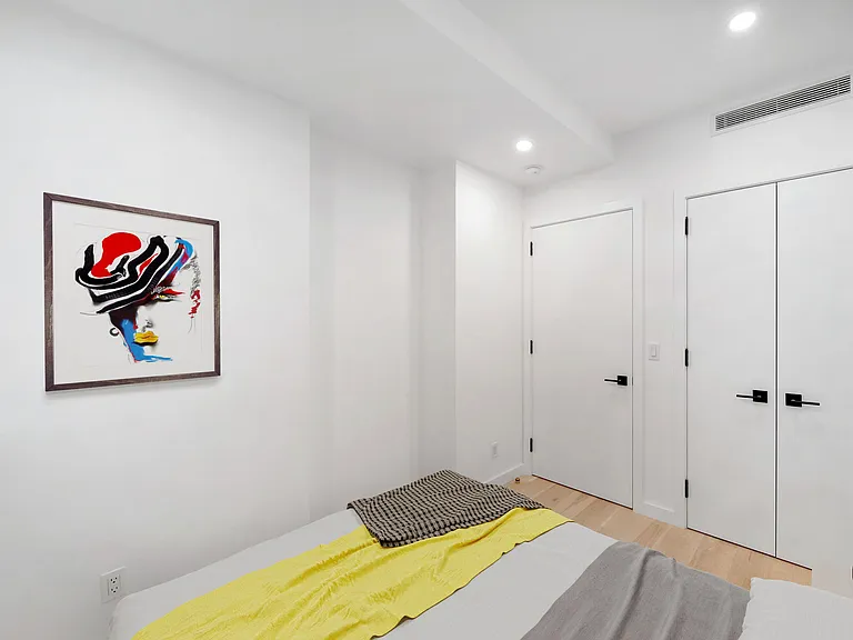 20 W 84th St #2C — Photo 8