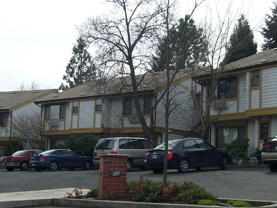 P0210 - 1520 Siskiyou Blvd