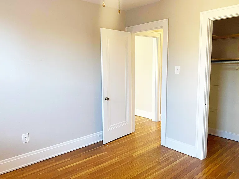 3654 Middleton Ave — Photo 24