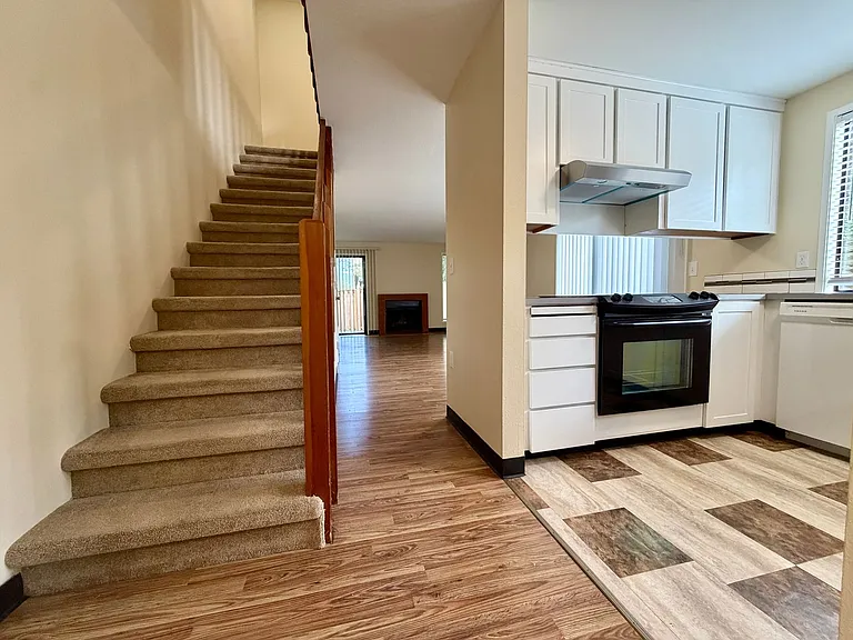 4453-4455 SW Garden Home Rd — Photo 1