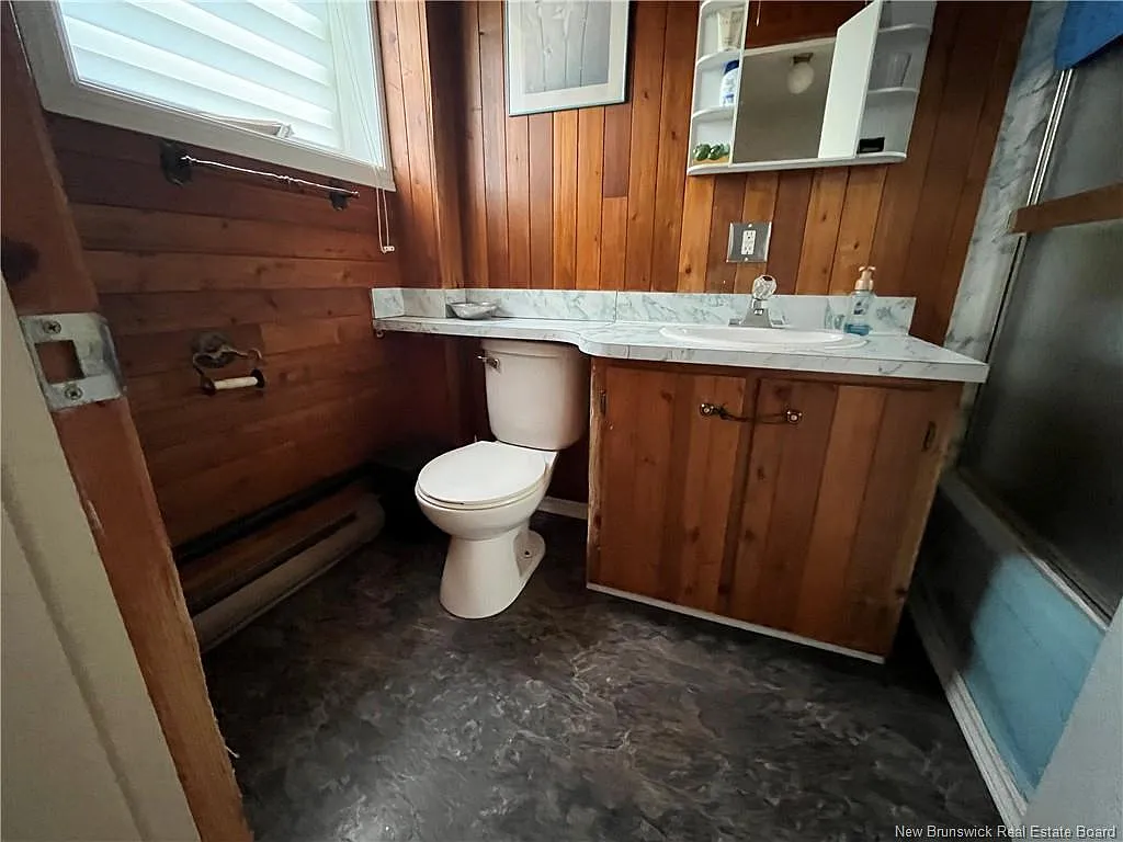 Studio, 2100 sqft, $163,900 — Photo 3