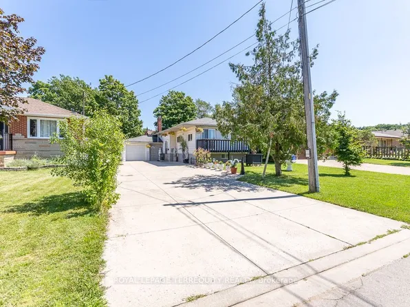 134 Homeside Ave, Hamilton, ON L8G 3H1