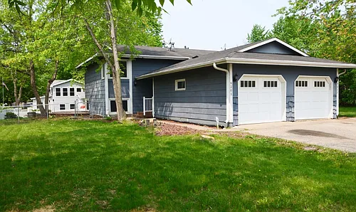 9201 Forest Ln Photo 1