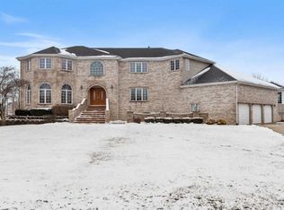 13020 Parker Rd, Lemont, IL 60439