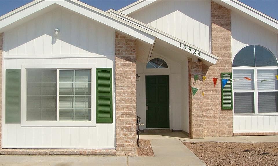 1st image of 10924 Stonebridge Dr
