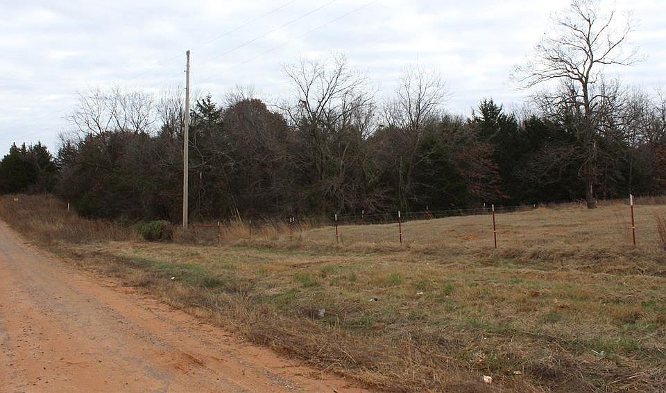 2nd image of E 810th Rd Lot 916
