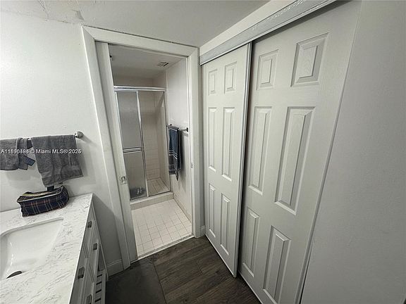 4th image of 2278 SE 27th Dr #2278201G