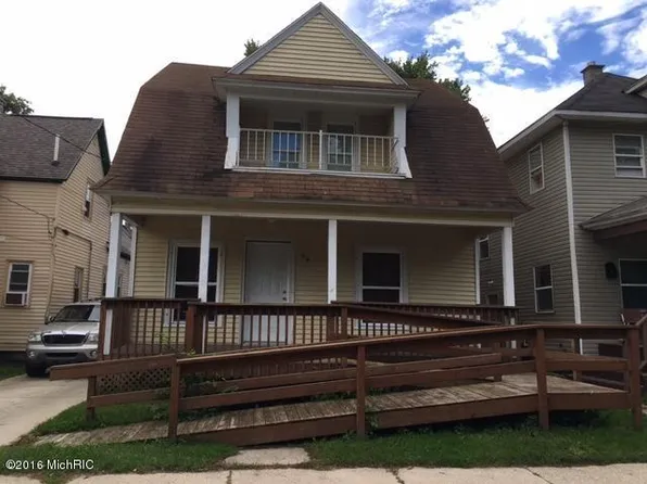64 Griggs St SW, Grand Rapids, MI 49507