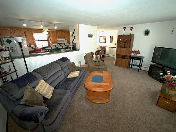 5th image of 11 Abington Ave