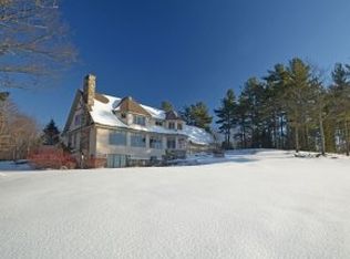 77 Suncrest Dr, Wolfeboro, NH 03894
