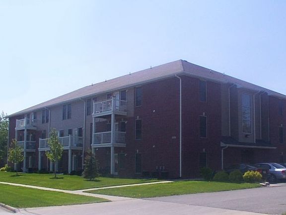 4th image of 620 S 4th St Unit 202