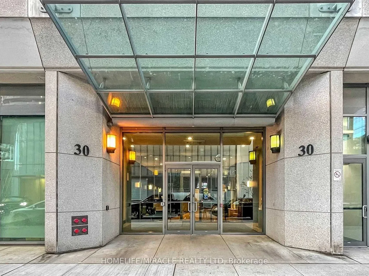 2 bed, $3,200 — Photo 2