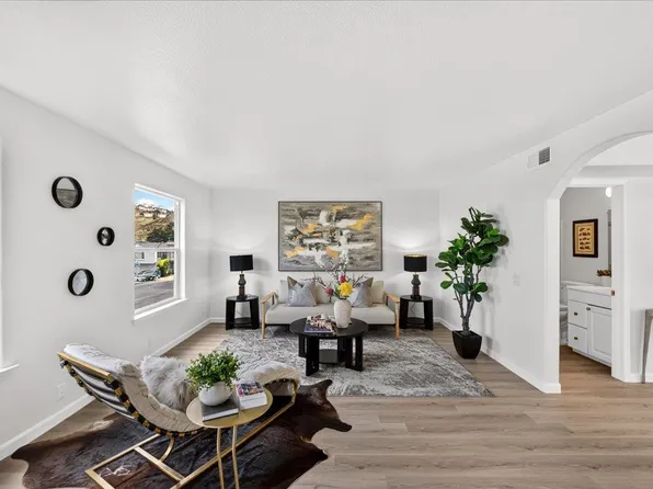 305 Hoffman St, Colma, CA 94014