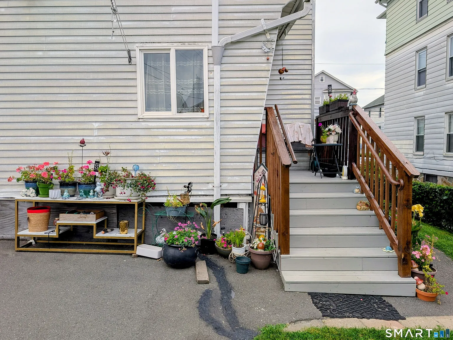 2 bed, 1.0 bath, 1040 sqft, $1,200 — Photo 2