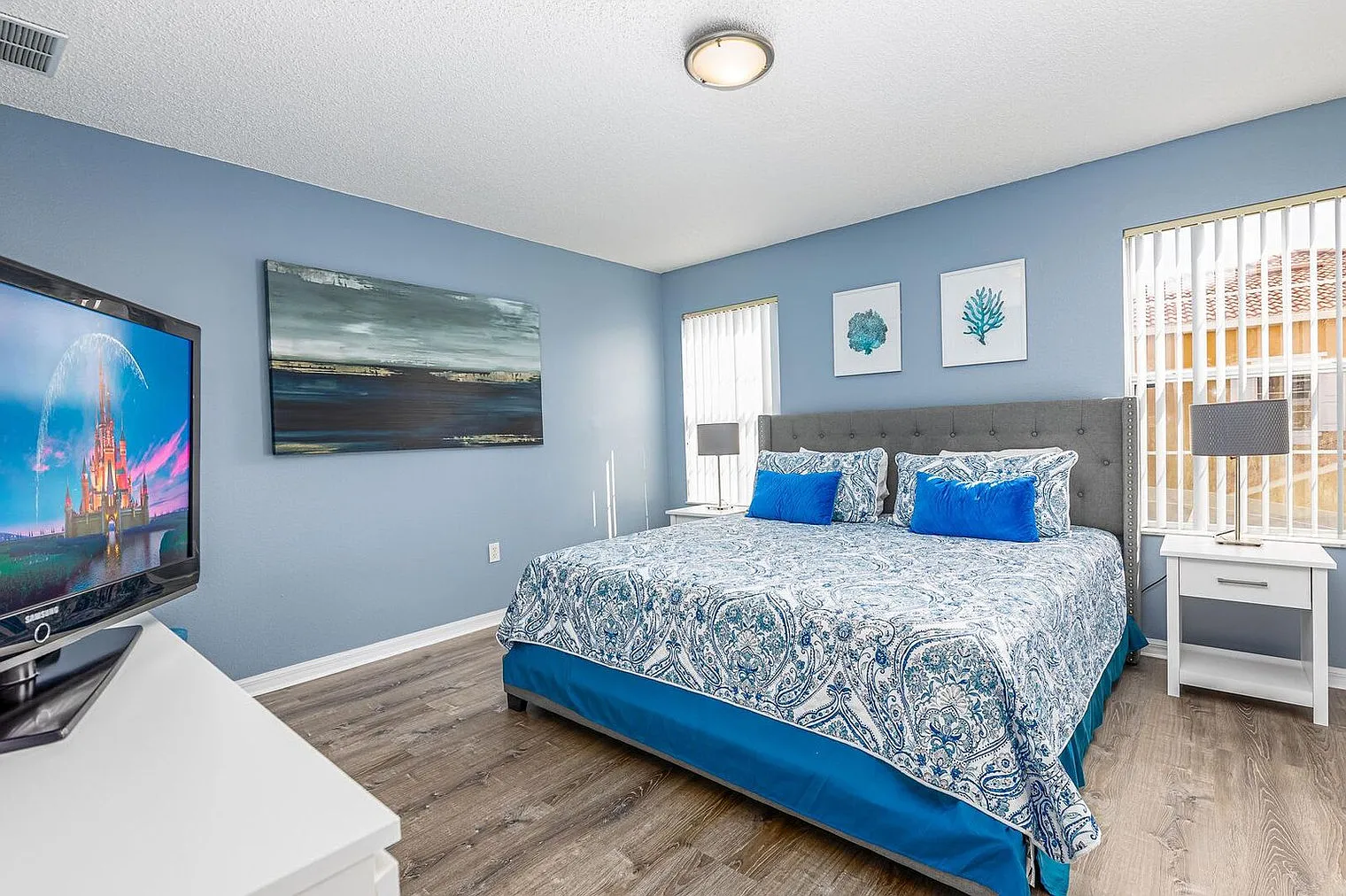 4 bed, 3.0 bath, 1646 sqft, $3,480 — Photo 4