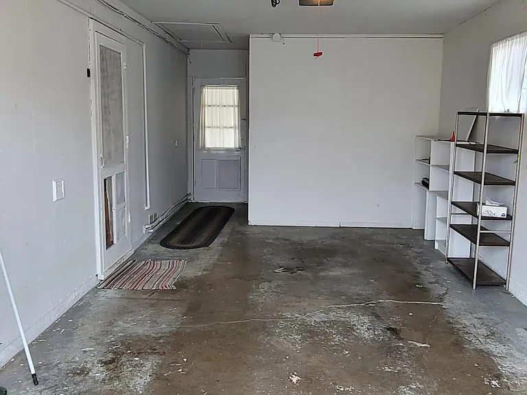 1549 SW 24th St — Photo 2