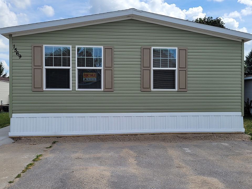 1st image of 1585 Ray Blvd #317