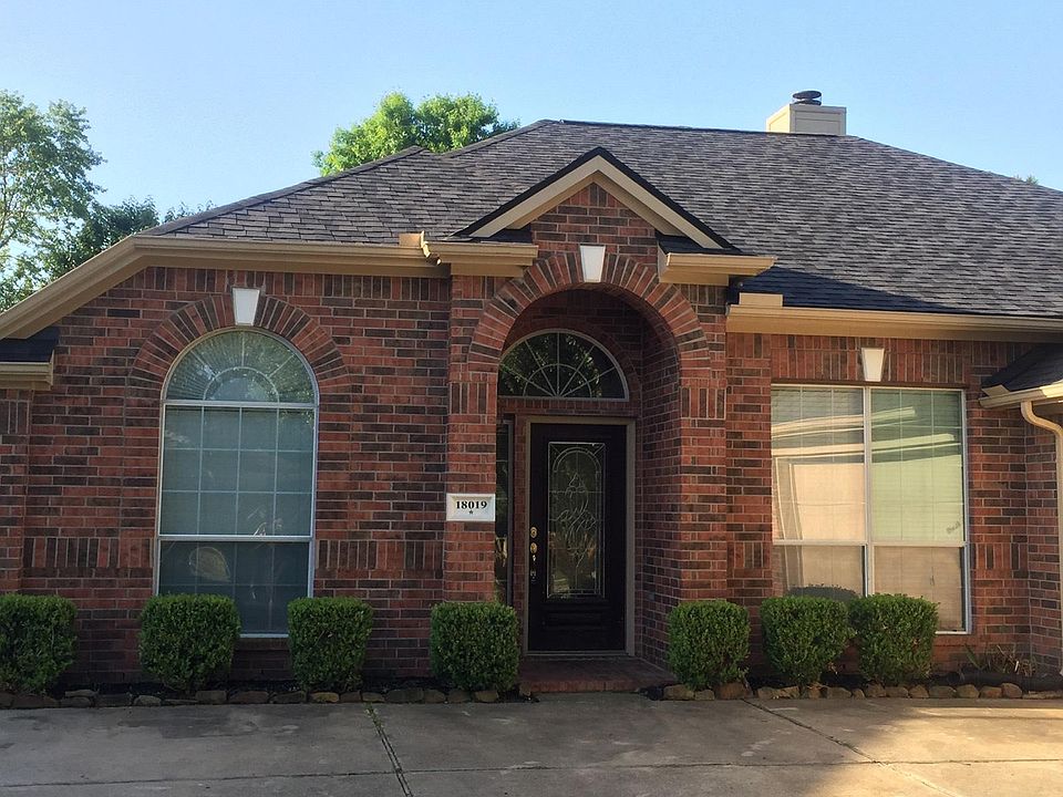 1st image of 18019 Rosemont Estates Ln