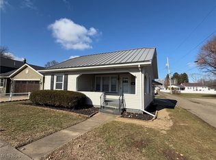 743 Park Ave NW, New Philadelphia, OH 44663