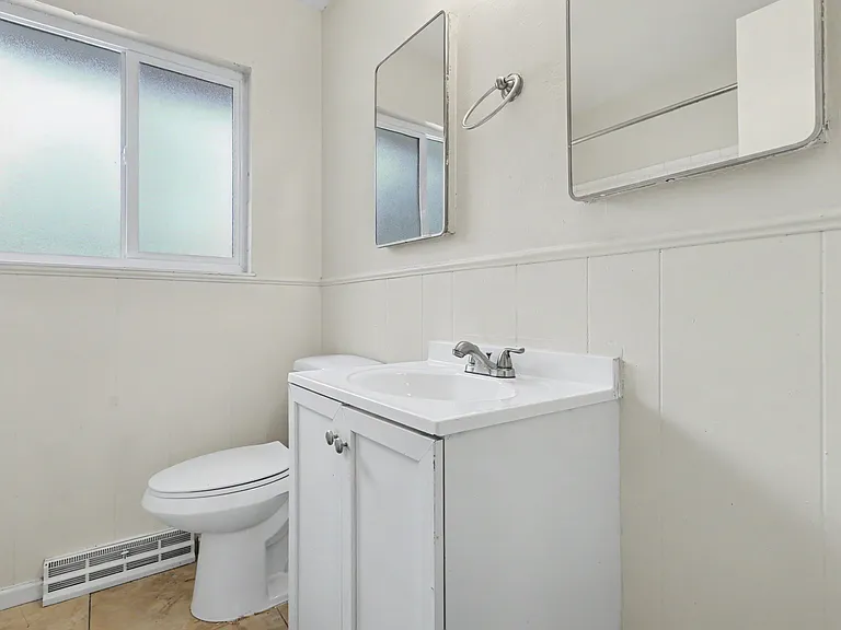 1731 Auburn Dr — Photo 18