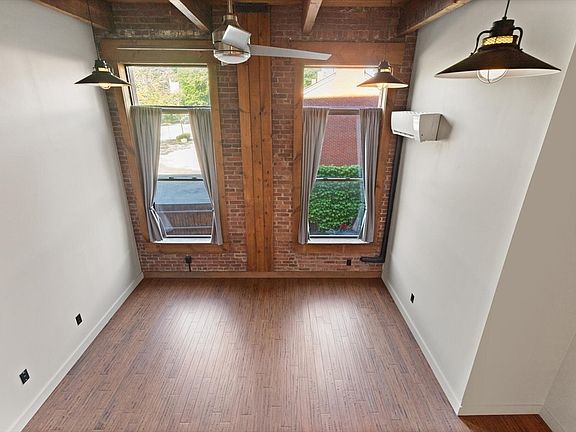 5th image of 24 Norman St APT 103