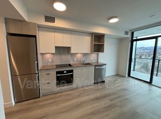 1488 Bertram St #1106, Kelowna, BC V1Y 2G2