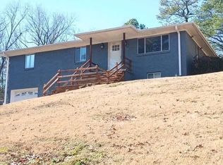 912 Sherwood Forest Dr, Birmingham, AL 35235