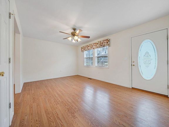 5th image of 606 S Jefferson Ave